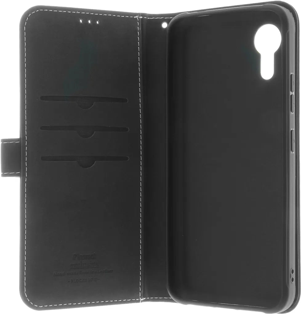 Insmat Exclusive Flip Case, Samsung Galaxy XCover7, svart