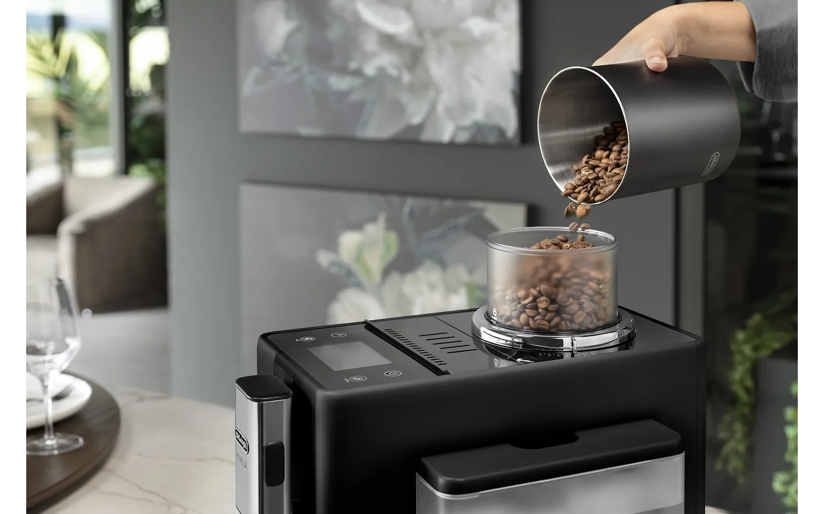 DeLonghi Rivelia EXAM440.55.B kahviautomaatti, musta