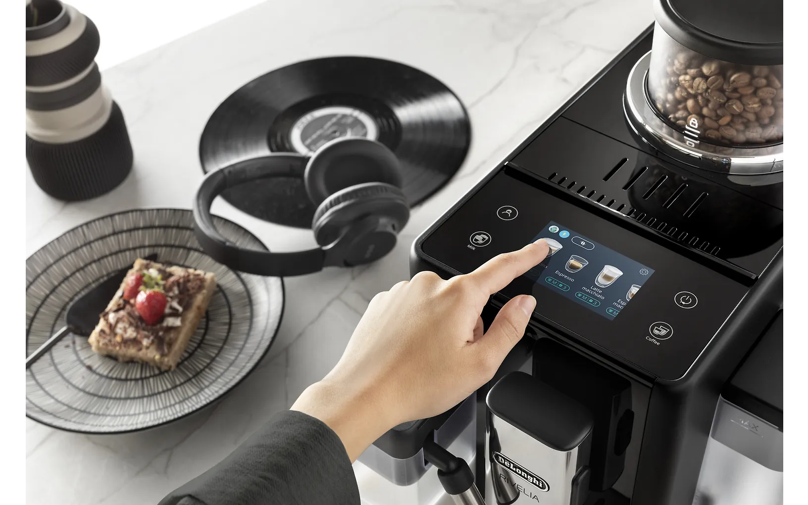 DeLonghi Rivelia EXAM440.55.B kahviautomaatti, musta