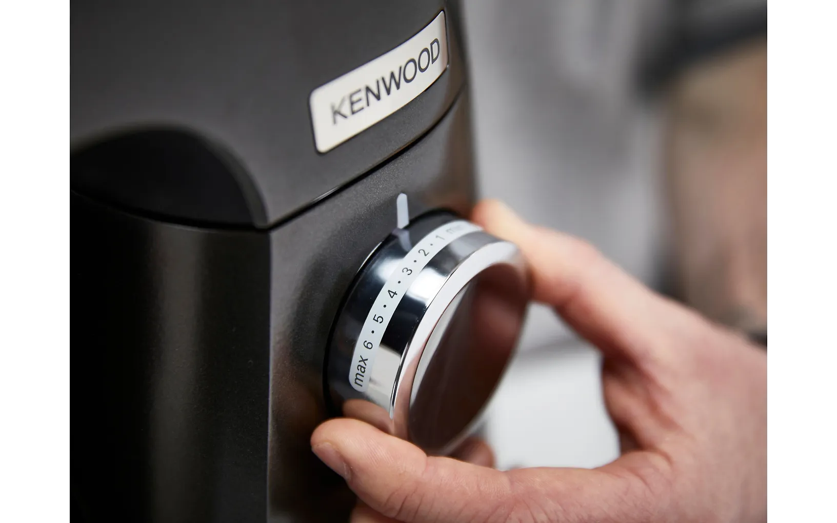 Kenwood KVL85.004BK Titanium Chef Baker XL assistent