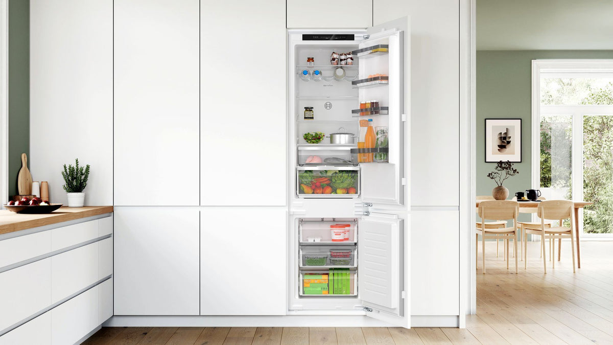 Bosch KIN96VFD0 Serie 4 integroitava jääkaappipakastin – kuva 7