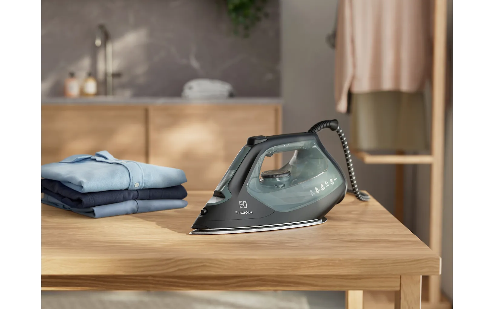 Electrolux Refine 700 E7SI2-6OG strykjärn