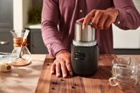 KitchenAid Go 5KBGR111BM johdoton kahvimylly akulla – kuva 7