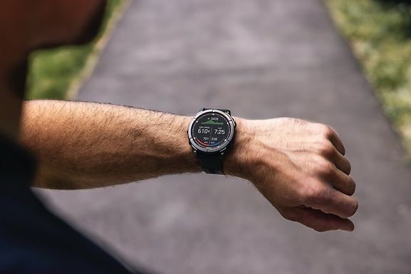 Garmin Fenix E -urheilukello, 47 mm, teräksenharmaa / musta – kuva 14