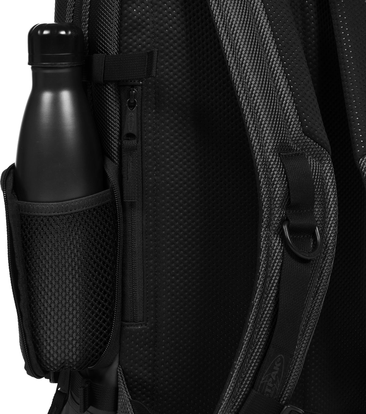 Eastpak TECUM M Cnnct Coat -reppu, musta – kuva 9