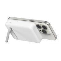 Belkin BoostCharge Pro Qi2 -varavirtalähde magneetilla, 10 000 mAh, valkoinen – kuva 2