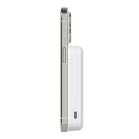 Belkin BoostCharge Pro Qi2 -varavirtalähde magneetilla, 8000 mAh, valkoinen