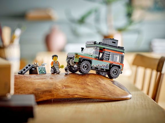 LEGO City 60447 – Nelivetoinen vuoristomaastoauto – kuva 21