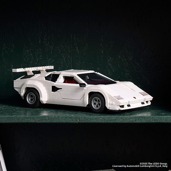 LEGO Icons 10337 – Lamborghini Countach 5000 Quattrovalvole – kuva 5