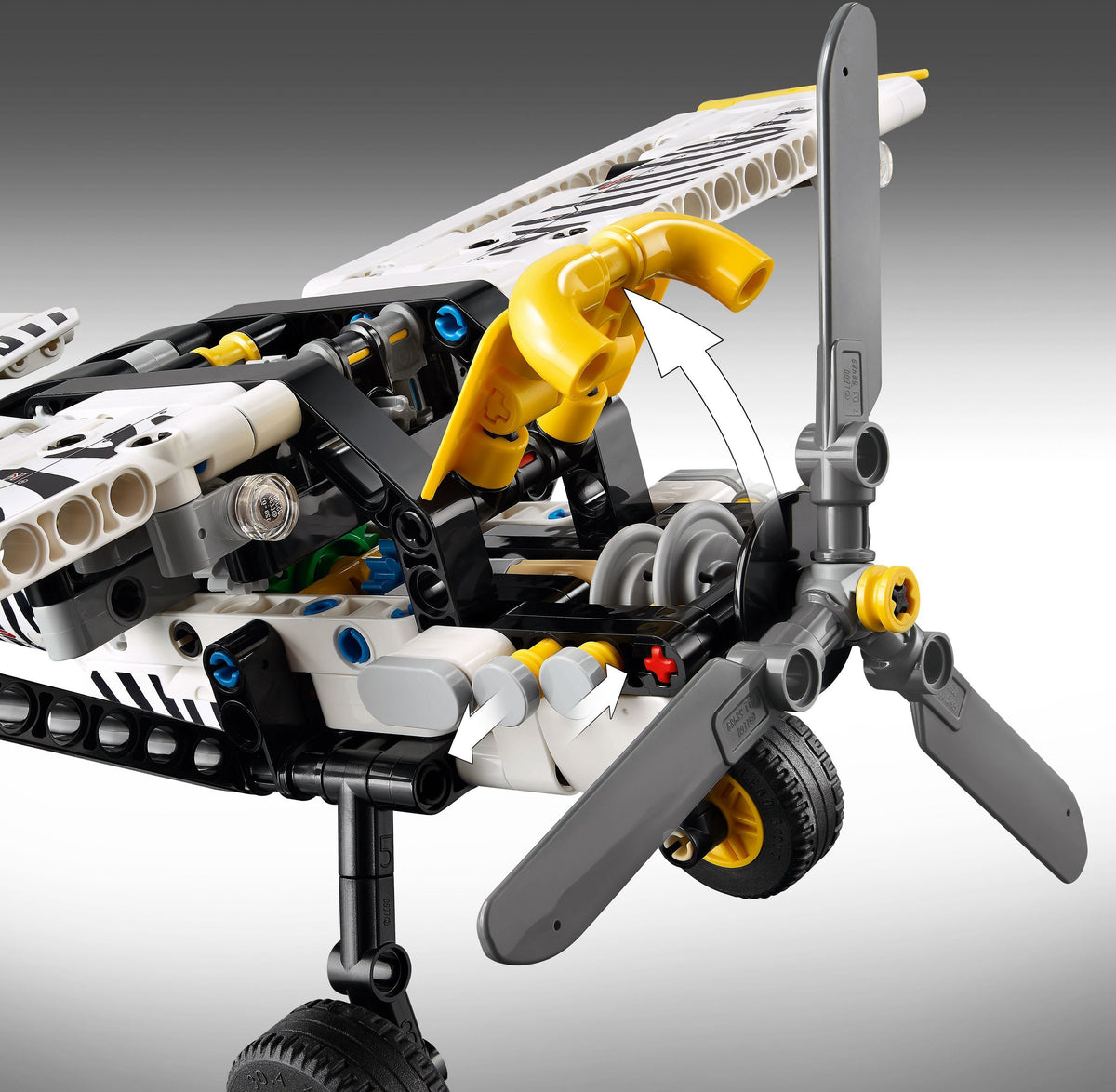 LEGO Technic 42198 – Syrjäseudun pienkone – kuva 8
