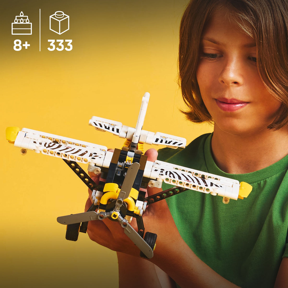 LEGO Technic 42198 – Syrjäseudun pienkone – kuva 3