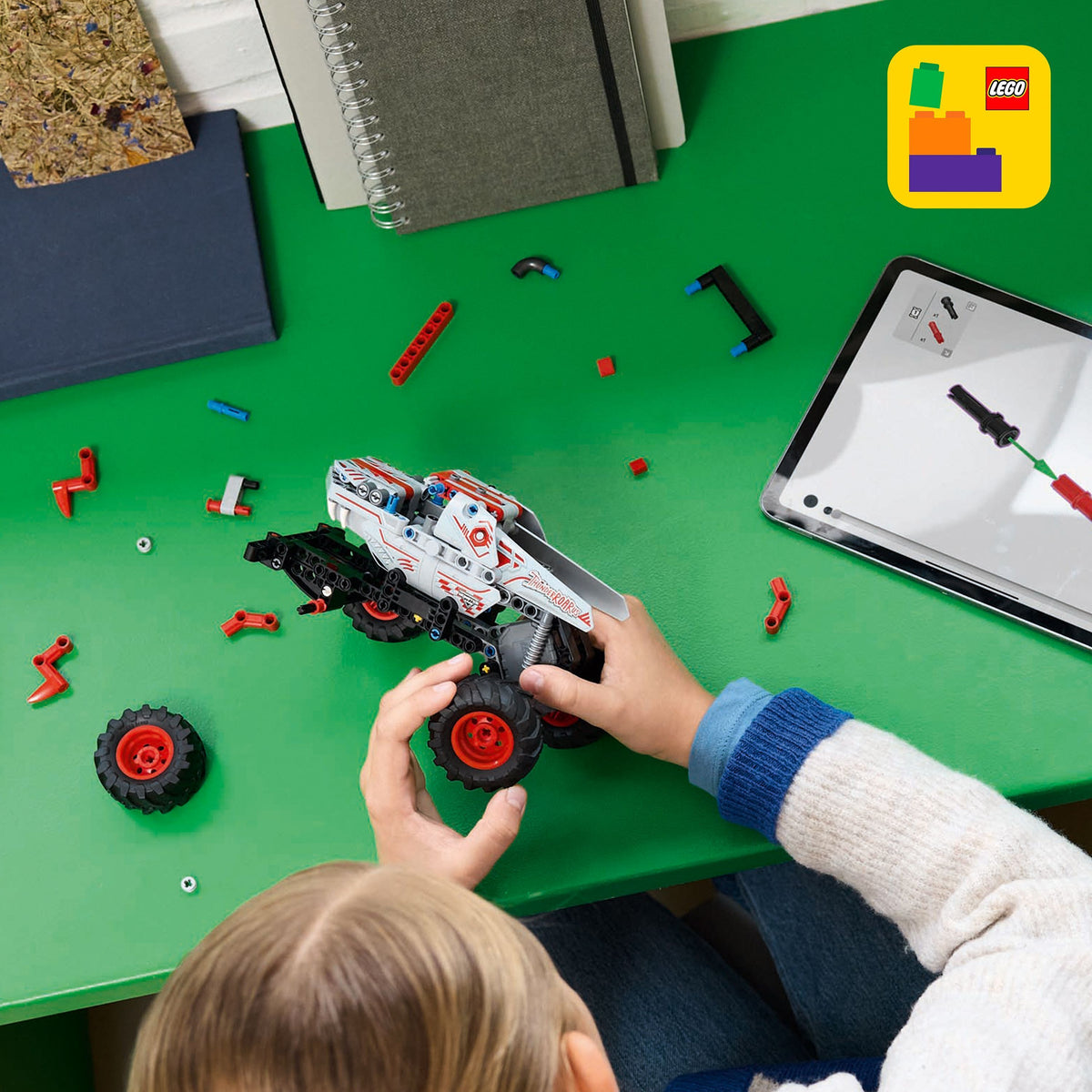 LEGO Technic 42200 – Monster Jam ThunderROARus ‑vetomoottoriauto – kuva 7