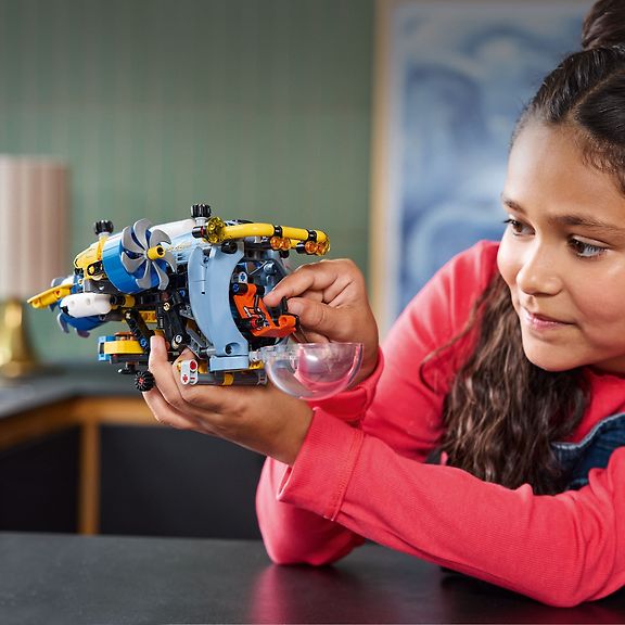LEGO Technic 42201 – Syvänmeren tutkimussukellusvene