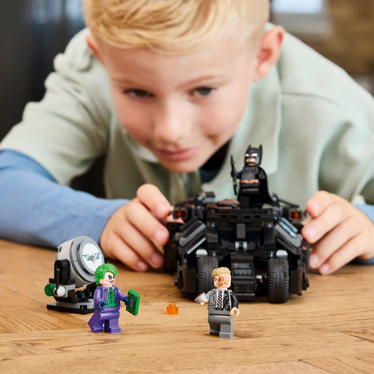 LEGO Super Heroes DC 76303 – Batman Tumbler vastaan Two-Face ja The Joker – kuva 6