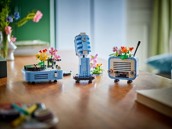 LEGO Creator 31172 – Levysoitin ja kukkia – kuva 25