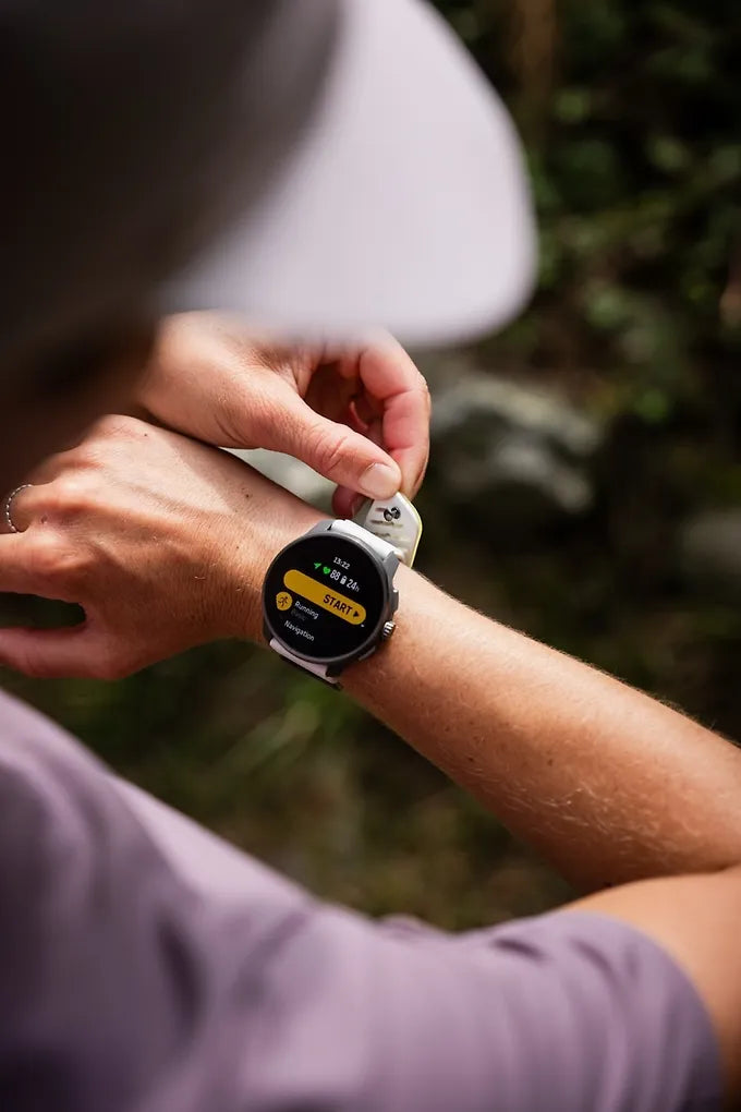 Suunto Race S Titanium Graphite -urheilukello, 45 mm, grafiitinharmaa
