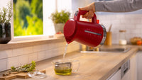 Bosch MyMoment TWK4M224 vedenkeitin, punainen