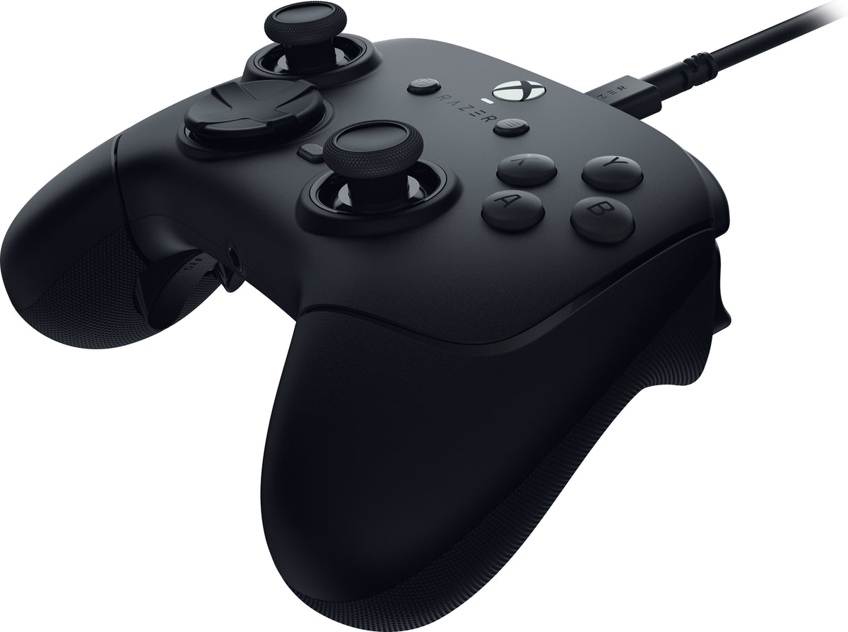 Razer Wolverine V3 Tournament Edition peliohjain, musta, PC/Xbox – kuva 2