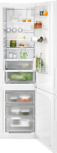 Electrolux LNT7MC36W 700-sarjan jääkaappipakastin, valkoinen, 2m