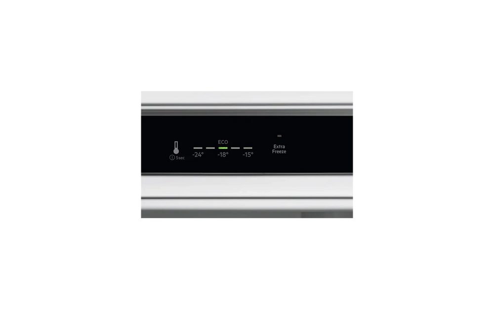 Electrolux EUN7NE18C 700-sarjan kaappipakastin, integroitava