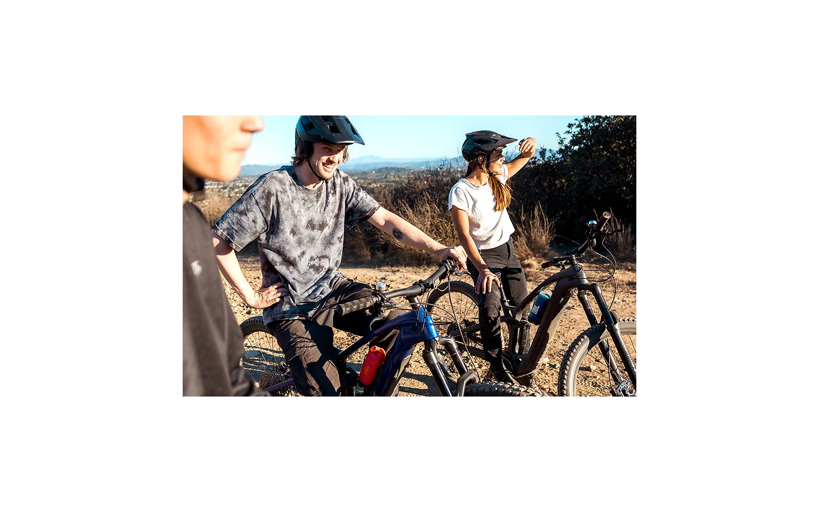 JBL Flip 7 Bluetooth-kaiutin, musta