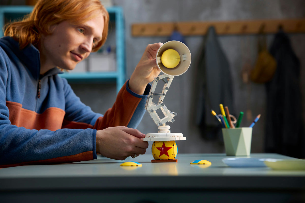 LEGO Ideas 21357 Disney Pixar Luxo Jr – kuva 11