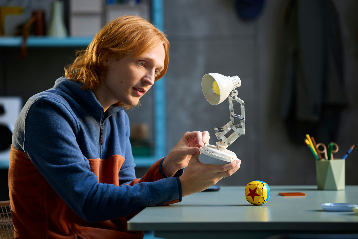 LEGO Ideas 21357 Disney Pixar Luxo Jr – kuva 23