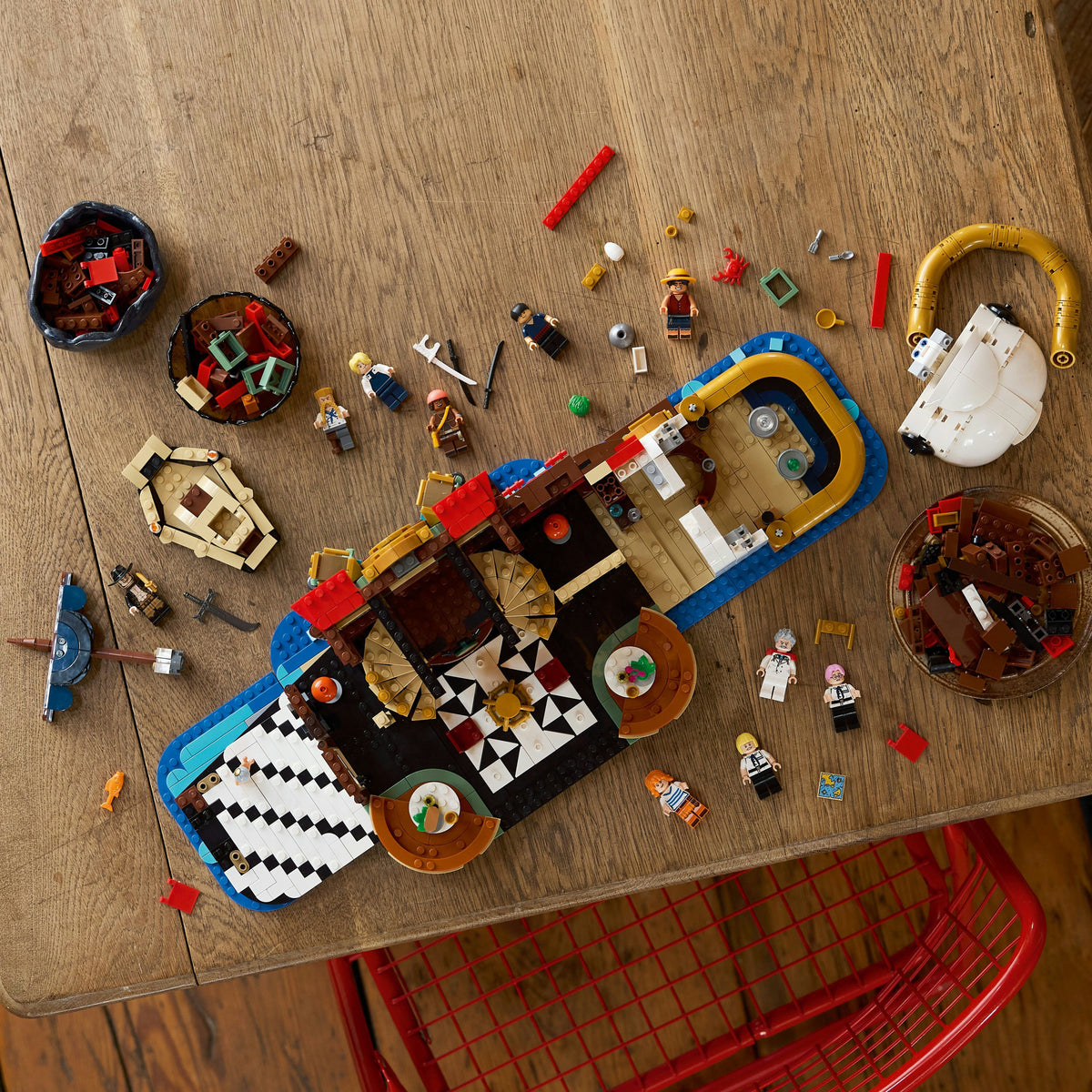 LEGO ONE PIECE 75640 Kelluva ravintola Baratie – kuva 4