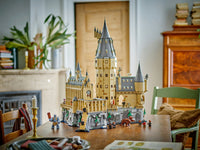 LEGO Harry Potter 76454 Tylypahkan linna: Päärakennuksen torni – kuva 11