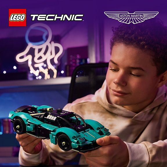 LEGO Technic 42208 Aston Martin Valkyrie
