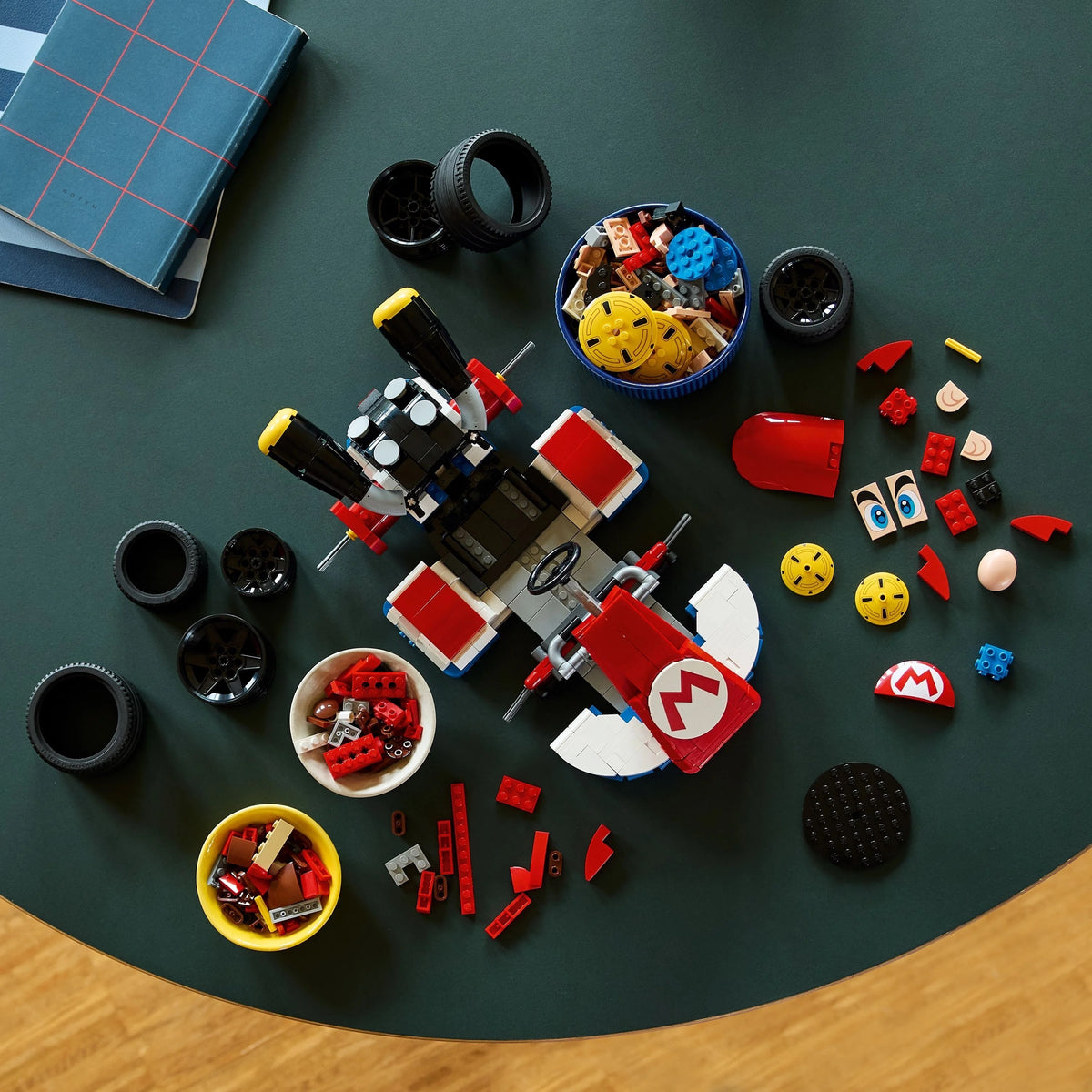LEGO Super Mario 72037 Mario Kart: Mario ja Standard Kart – kuva 5