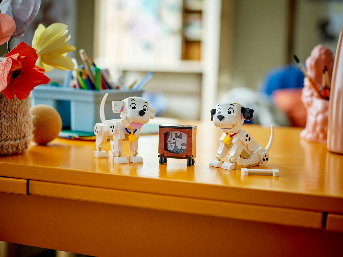 LEGO Disney 43271 101 dalmatialaista ‑koiranpennut: Laikku ja Pipsa – kuva 11