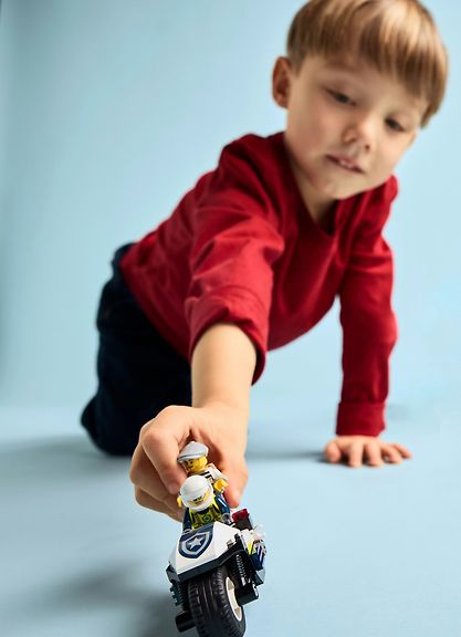 LEGO City 60455 Takaa-ajo poliisimoottoripyörällä – kuva 13