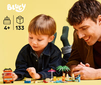 LEGO Bluey 11202 Blueyn perheen autoretki rannalle – kuva 2