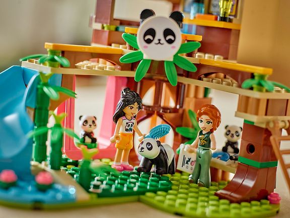 LEGO Friends 42648 Pandahoitola