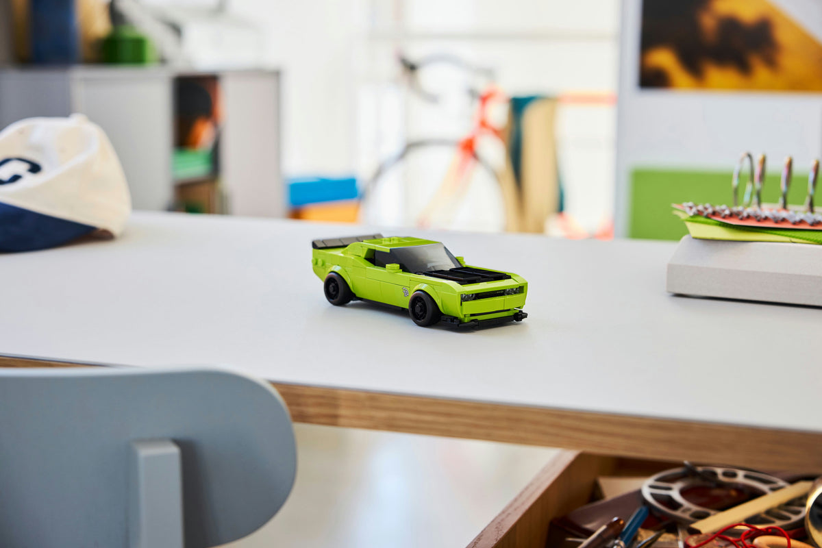 LEGO Speed Champions 77237 - Dodge Challenger SRT Hellcat urheiluauto 6