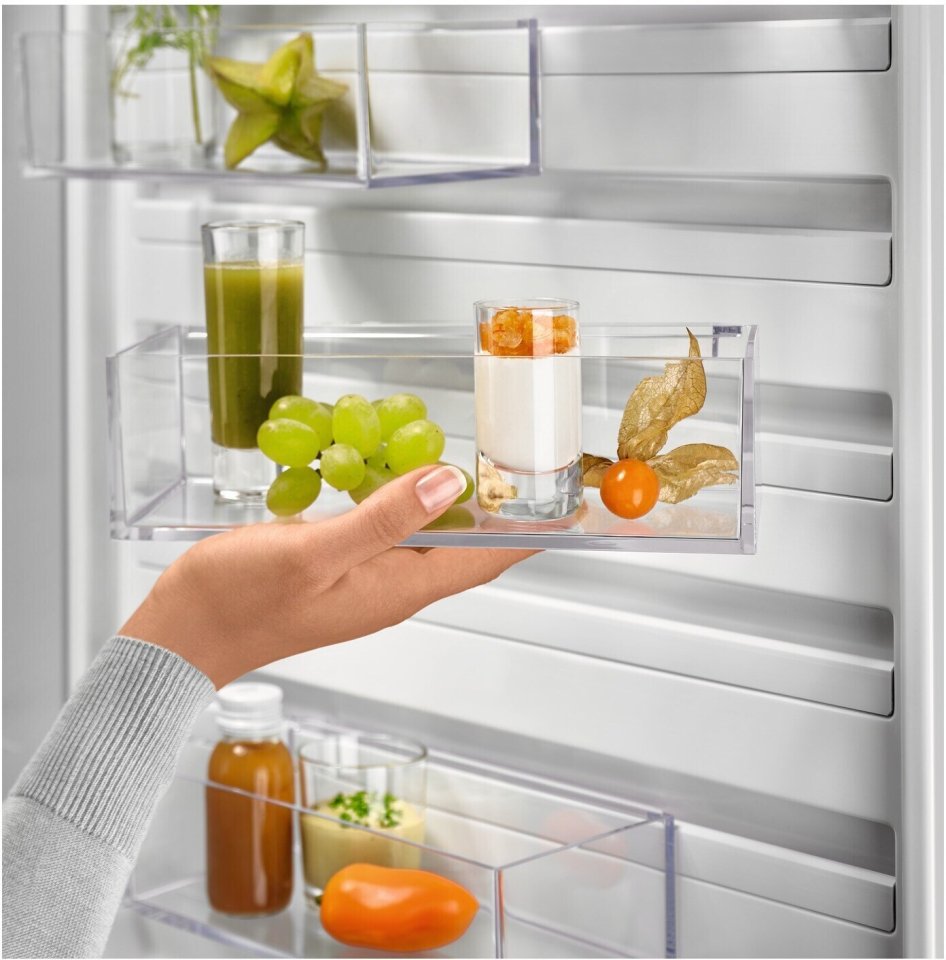 Electrolux ENC4ME33W jääkaappipakastin, valkoinen