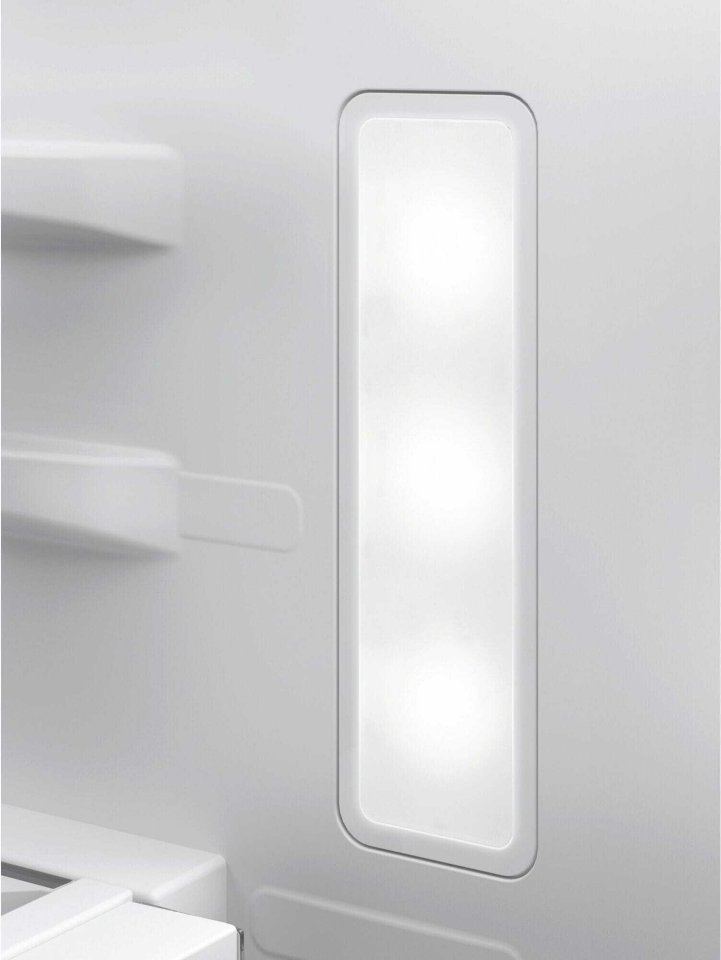 Electrolux LNT7MC32W jääkaappipakastin, valkoinen