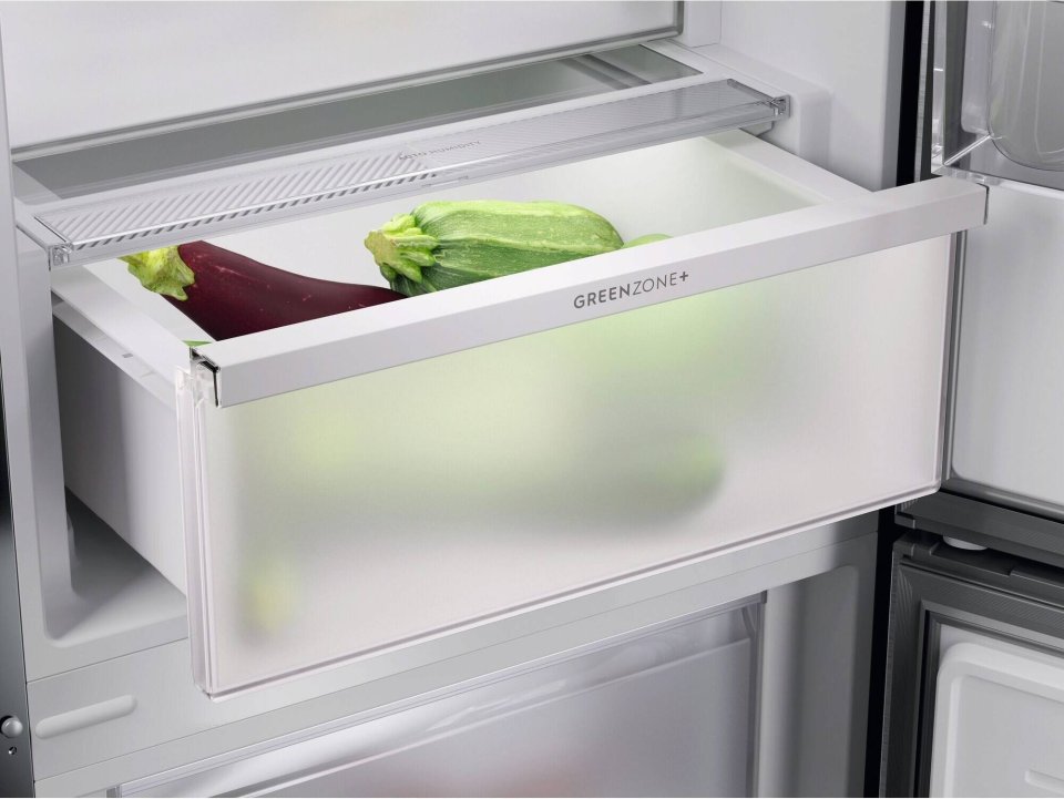 Electrolux LNT7MC32X jääkaappipakastin, Infinity teräs