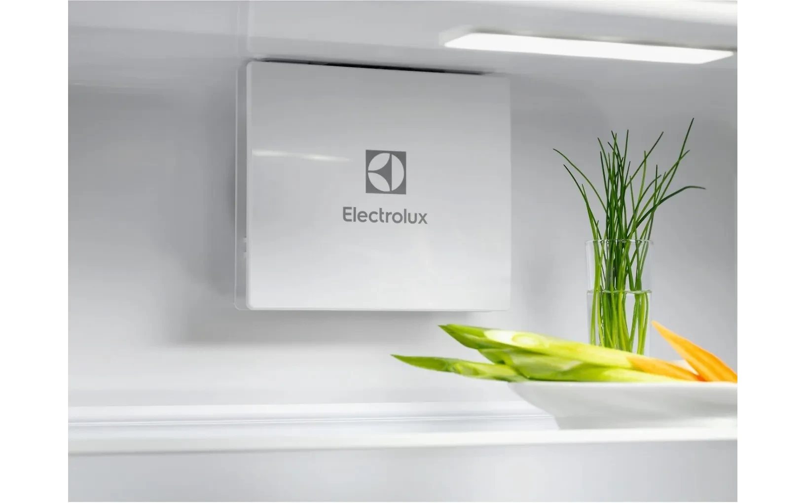 Electrolux ERD6DE18S1 jääkaappi, integroitava