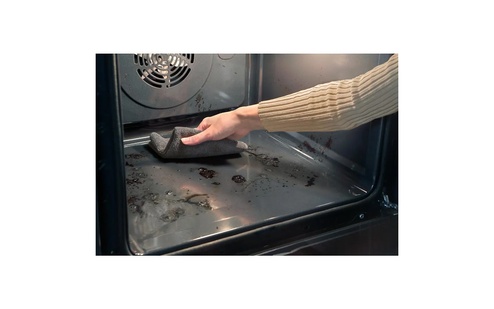 Whirlpool AKZ9 9480 NB erillisuuni, musta