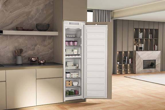 Whirlpool WHSD18F013D1 integroitava kaappipakastin – kuva 1