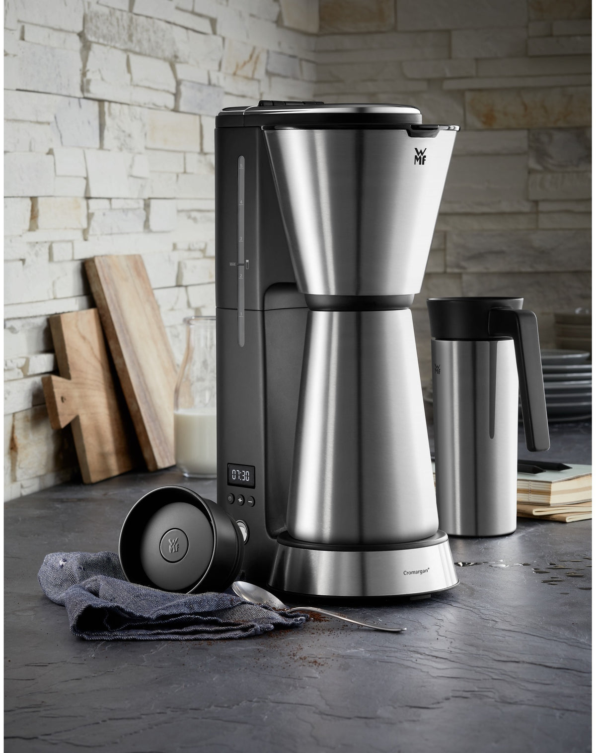 WMF KITCHENminis AROMA Thermo to Go -termoskeitin – tuotekuva 3