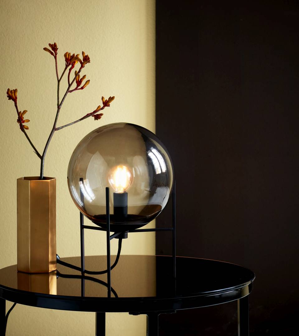 Alton bordslampa svart
