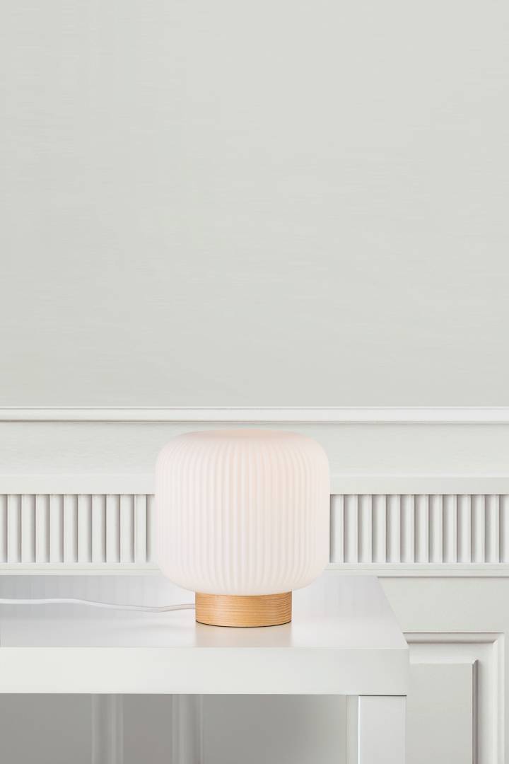 Milford bordslampa opal/träfärg
