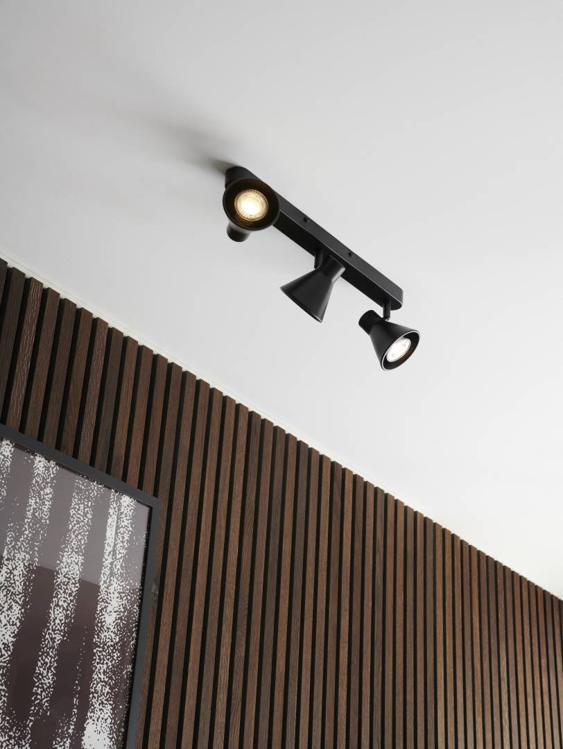 Eik 3-delad spotlight mattsvart