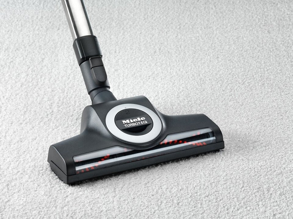 Miele Boost CX1 Cat&Dog PowerLine -pölypussiton pölynimuri, musta