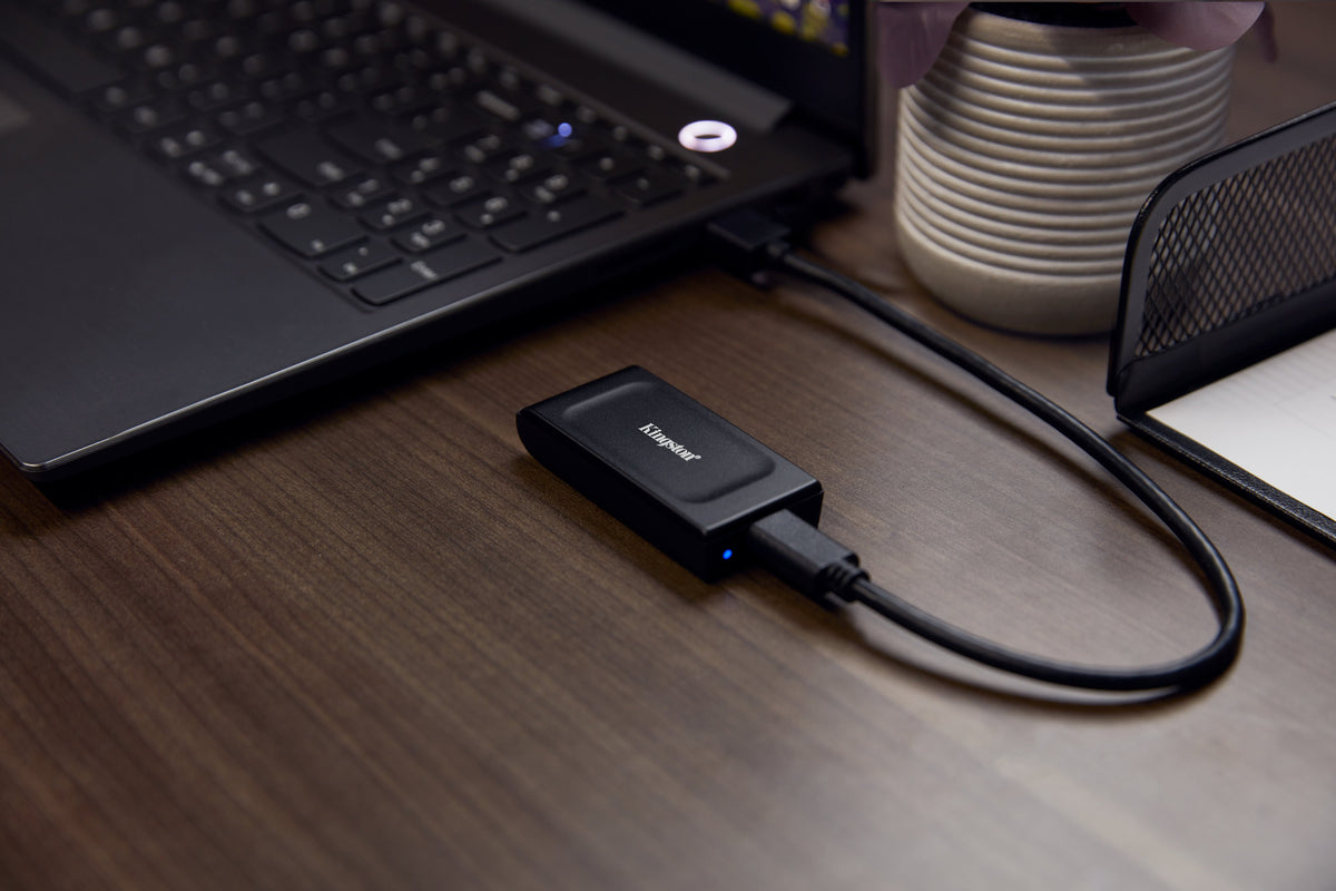 Kingston XS1000 -ulkoinen SSD-levy, 2 Tt, musta – kuva 4
