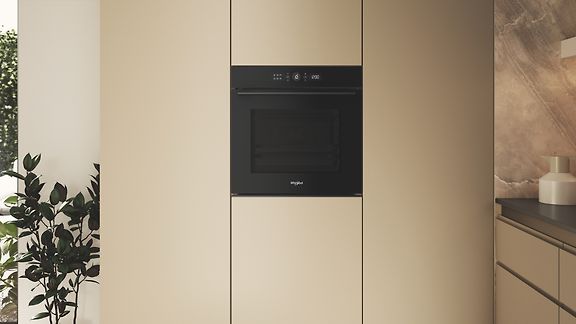Whirlpool WOI5S8HM2SBA Absolute erillisuuni, musta
