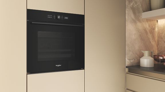 Whirlpool WOI5S8HM2SBA Absolute erillisuuni, musta